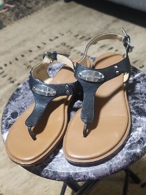 Michael Kors Black T-Strap Leather Sandals with Tan Footbed